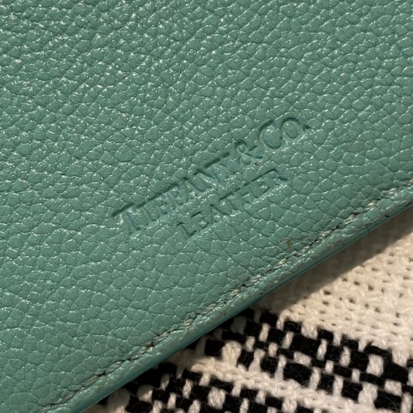 Tiffany brand “Tiffany blue” leather card case - 2.75” x 4” - Picture 5 of 8